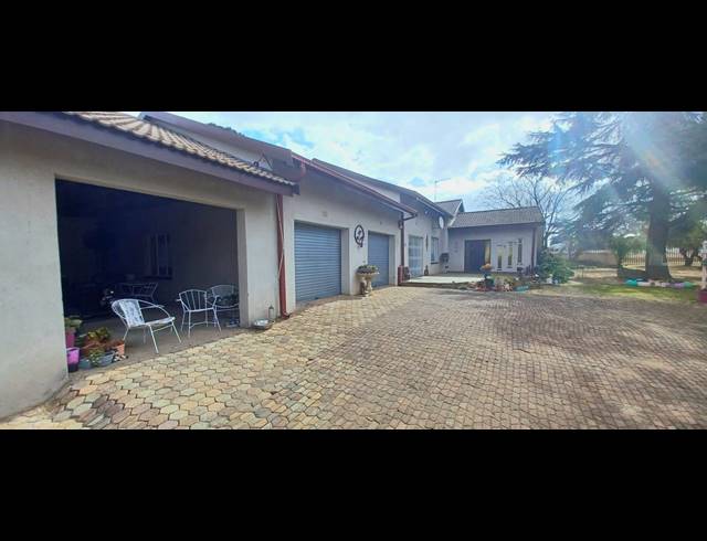 16,175M² FARM FOR SALE IN MIDDELVLEI AH